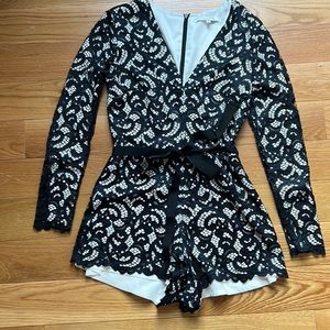 Alexis Long Sleeve V Neck Romper